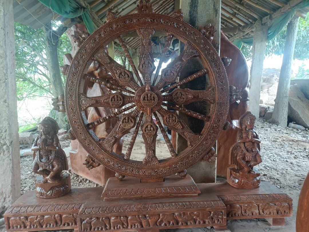 5 FT Handcrafted Konark Chakra Sandstone Wheel Statue